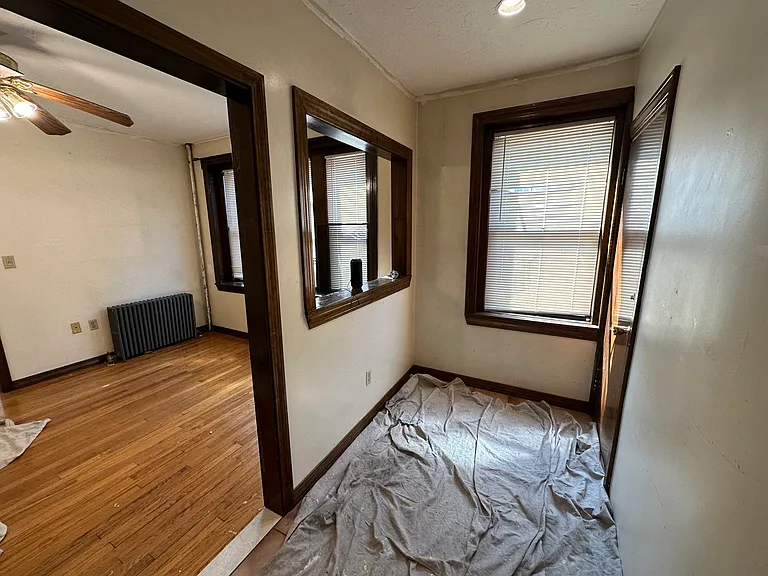 240 Kelton St #4CP — Photo 8