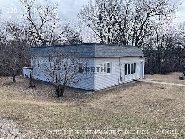 120 City Park Rd — Photo 2