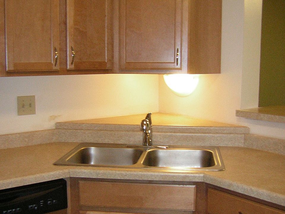 1st image of 4881 Birch Lake Cir