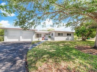 10531 SW 115th St, Miami, FL 33176