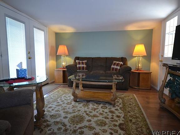 4th image of 611 Stahlman Dr