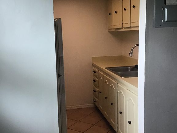 4th image of 1610 S Crystal Lake Dr #75