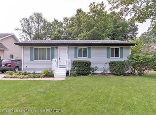2322 Wabash Rd, Lansing, MI 48910