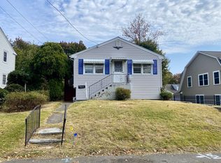 582 Light St, Stratford, CT 06614