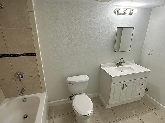 4th image of 21050 SW 87th Ave APT 203