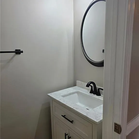 2257 Roseberry Ln — Photo 28