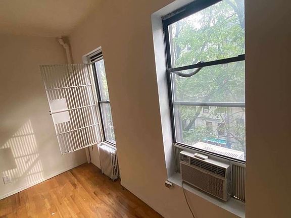 4th image of 406 E 9th St #11F