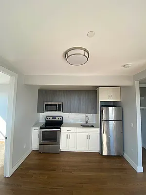 Rented by Hagstrom Management Inc | media 12