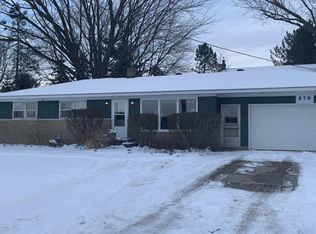 578 E 64th St, Holland, MI 49423