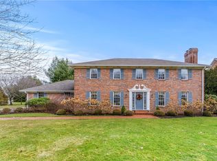 678 Westminster Rd, Hermitage, PA 16148