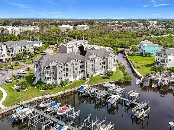 3rd image of 5722 BISCAYNE COURT #304