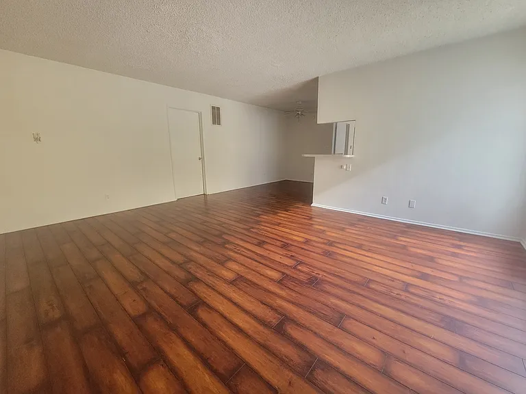 3111 S Canfield Ave #3 — Photo 3