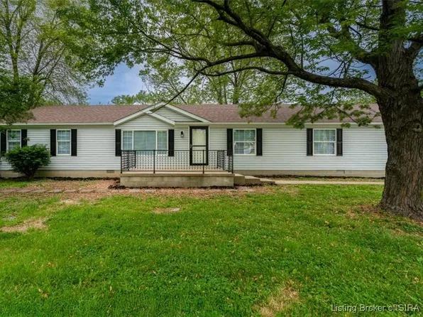 3807 Ivanhoe Avenue, Jeffersonville, IN 47130