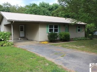 147 Crestview Dr, Mayfield, KY 42066