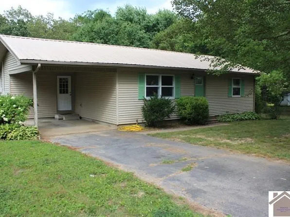 147 Crestview Dr, Mayfield, KY 42066