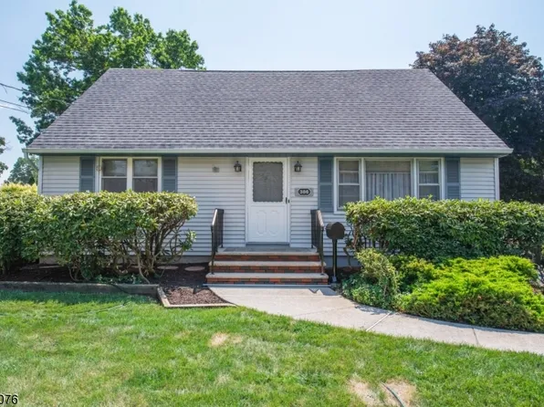 386 Stiles Ct, Pompton Lakes Boro, NJ 07442