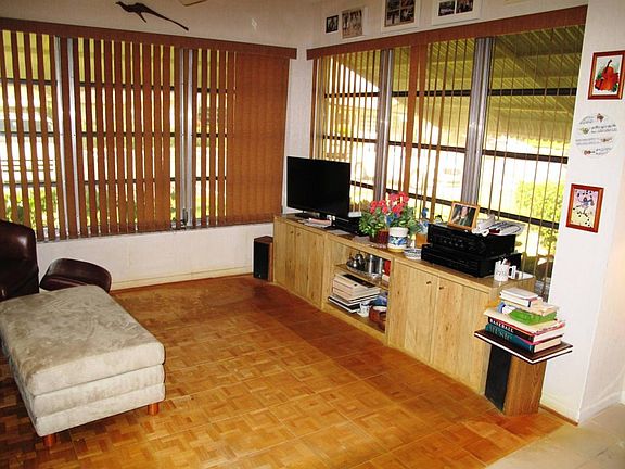 Enclosed Florida room AC