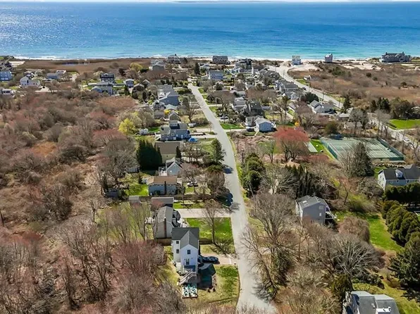 137 Rosebriar Ave, South Kingstown, RI 02879