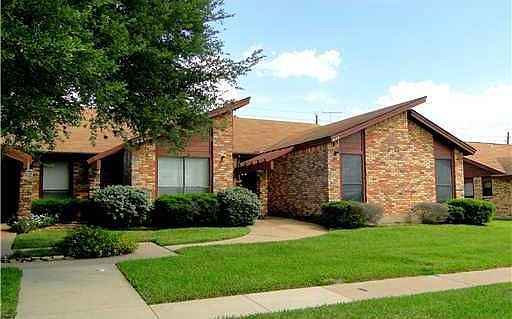 1st image of 4128 Woodcrest Dr