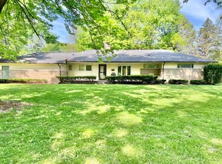1813 Bledsoe Dr, Bellbrook, OH 45305