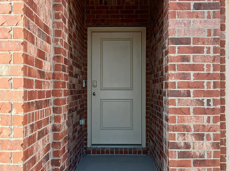 308 Samuel St — Photo 1