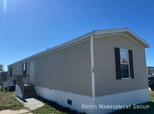 C29 Meadows Ct #C29, Alliance, NE 69301