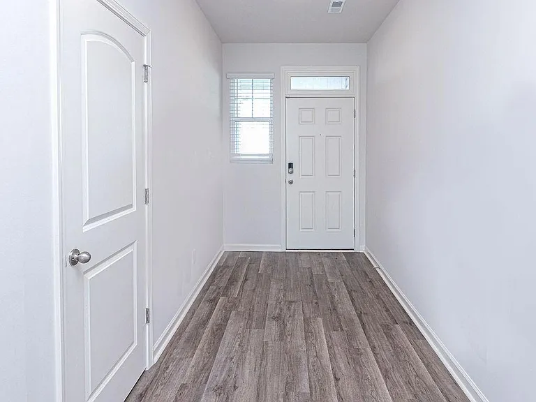 121 Maple Spring Trl — Photo 23