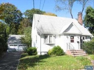 280 Van Emburgh Ave, Ridgewood, NJ 07450