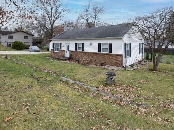 51013 Hollyhock Rd, South Bend, IN 46637