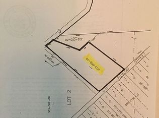 100 On Lake Marquette Is, Hessel, MI 49745