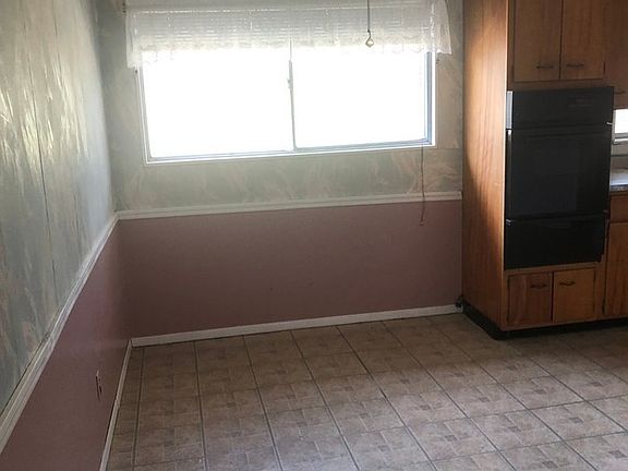 5th image of 1801 Kilrea Dr