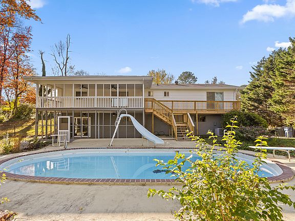 5th image of 3909 Melinda Cir