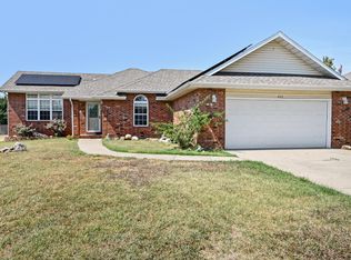 605 W Chandler Drive, Willard, MO 65781