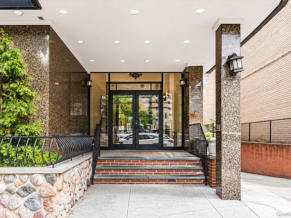 2nd image of 134-54 Maple Avenue #4H