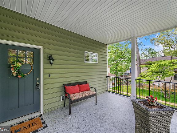 4th image of 8382 Country Life Rd