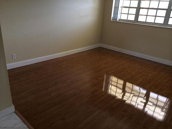 4th image of 3250 N Palm Aire Dr APT 307