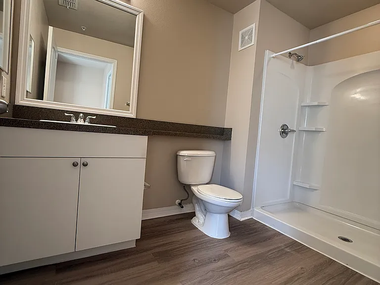 1640 Villa Capri Cir #308 — Photo 14