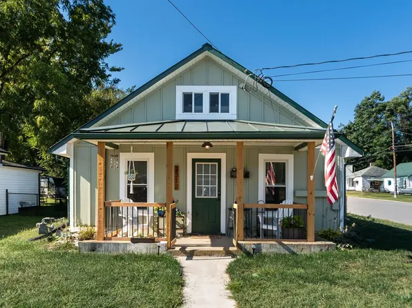 2312 Poplar St, Staunton, VA 24401