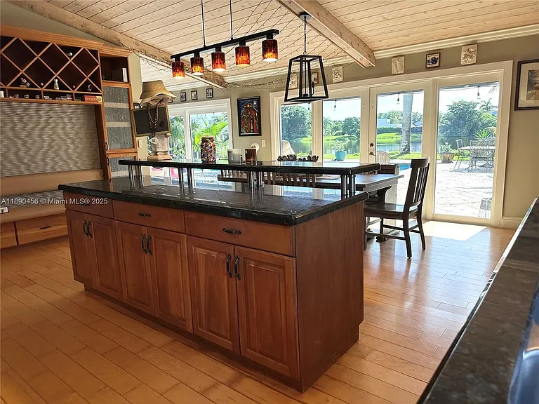 960 Bayberry Point Dr — Photo 8