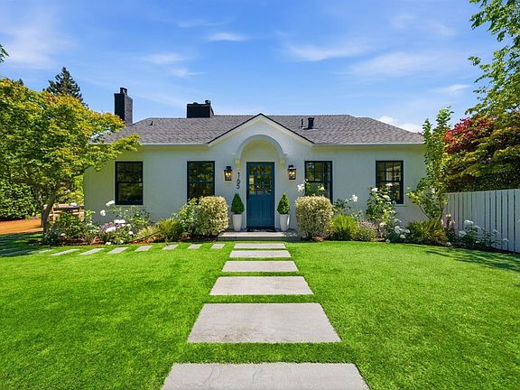 3rd image of 165 Elm Avenue