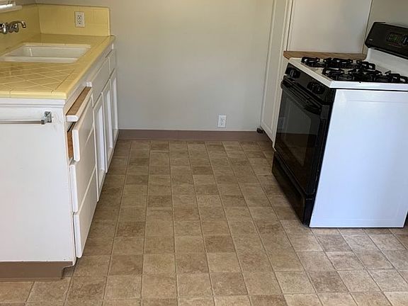 2nd image of 111 1/2 Bedford Way