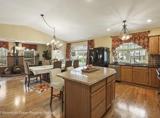 7 W Jack St, Hazlet, NJ 07730