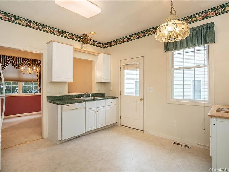 47 Pepper Bush Ln — Photo 18