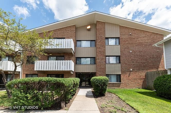 1st image of 2000 Bayside Dr Unit 106