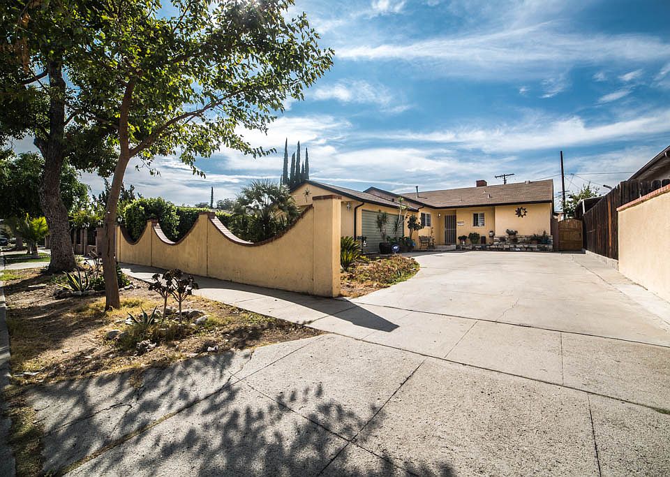1st image of 7055 Teesdale Ave