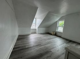 552 1/2 W Grant St, Lancaster, PA