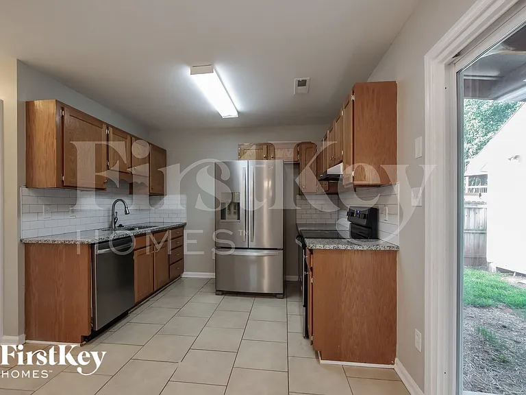 5802 Crosswinds Ct — Photo 6