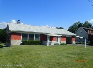 2 Wesley Ln, Sweet Valley, PA 18656