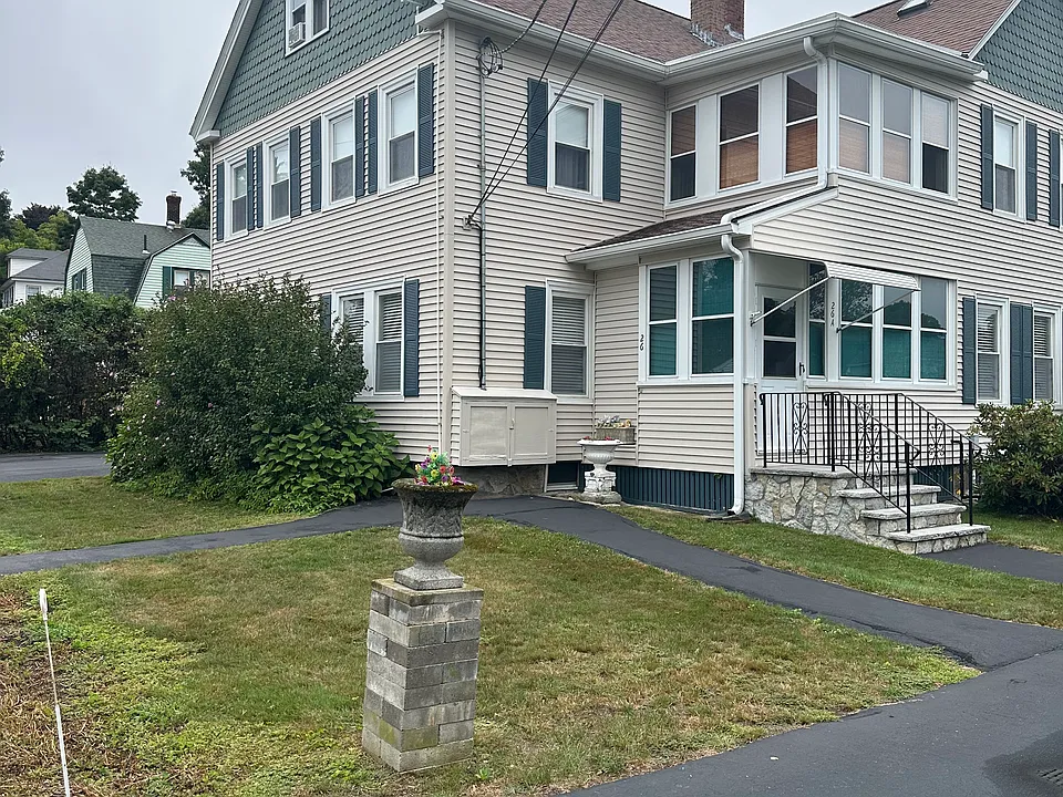 26 Clinton St