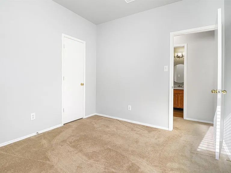 18218 Wild Orchid Dr — Photo 21